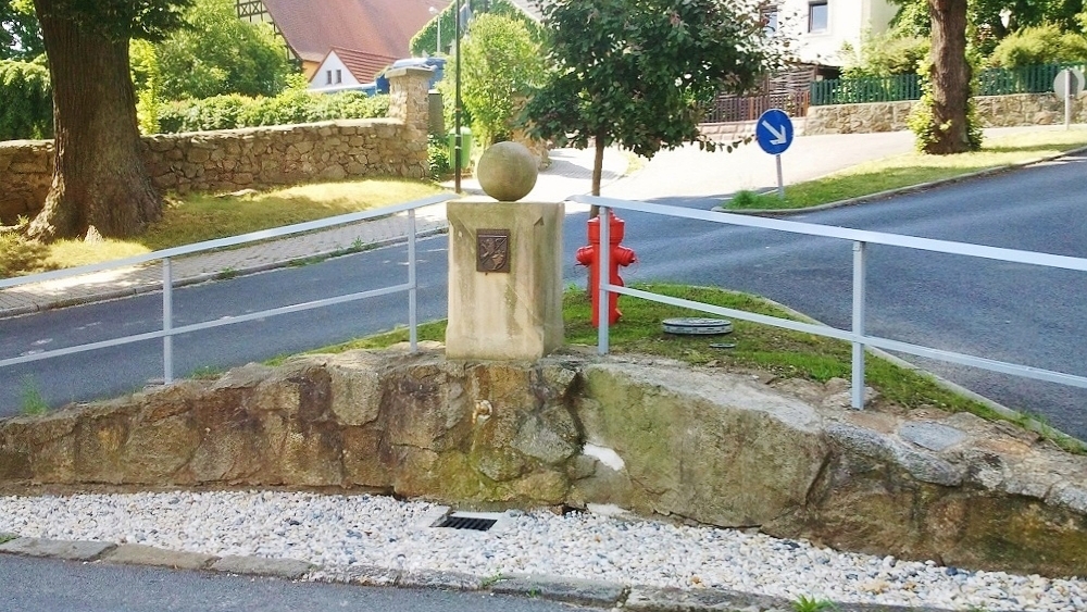 Dorfbrunnen Medingen